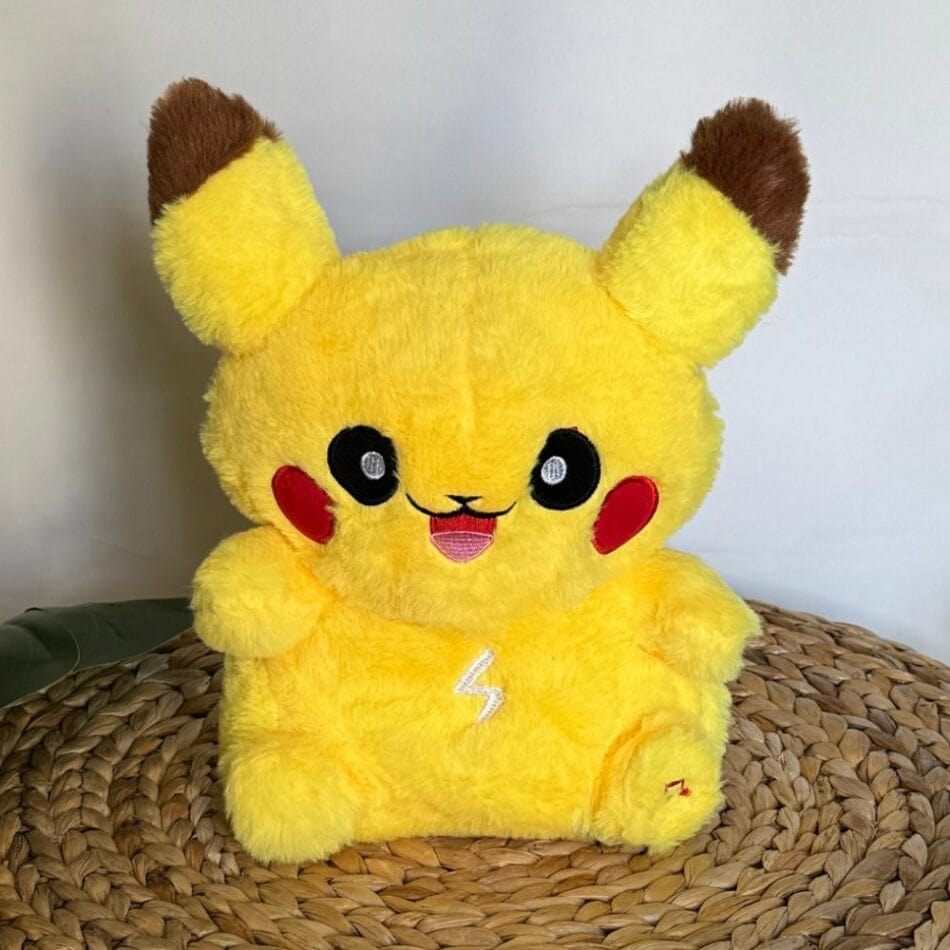 La Peluche Jaune Peluche Pikachu respirante avec berceuses