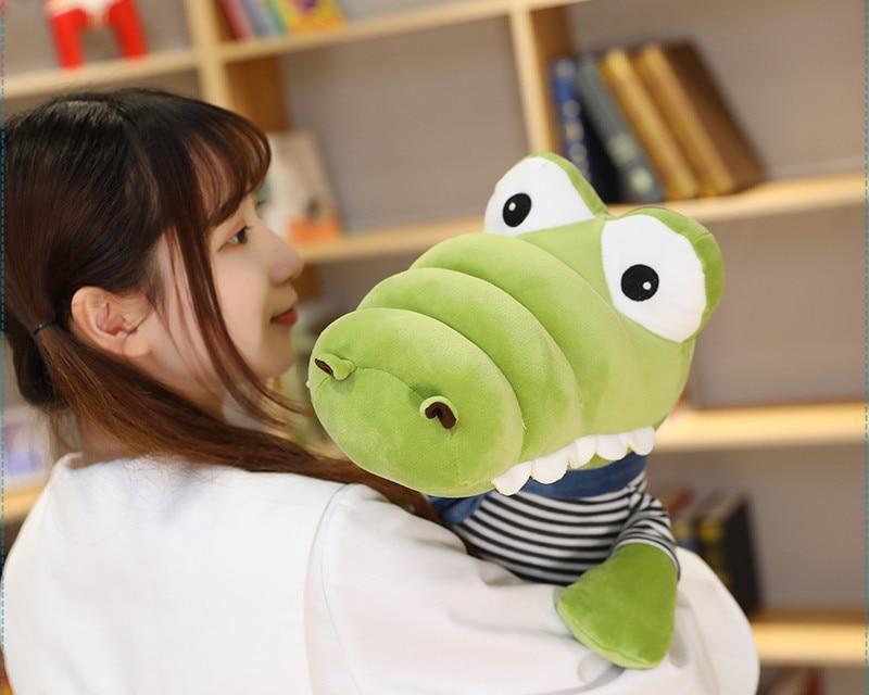 La Peluche Peluche bébé crocodile verte