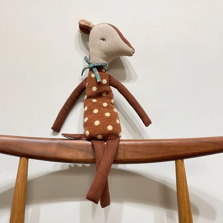 La Peluche Peluche biche pour bébé