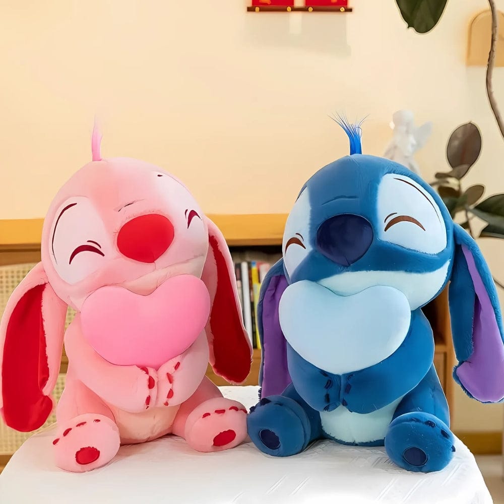 La Peluche Peluche Stitch avec cœur