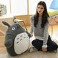 La Peluche Peluche Totoro avec feuille de lotus